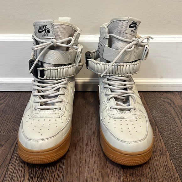 Nike AF1 - Picture 2 of 9